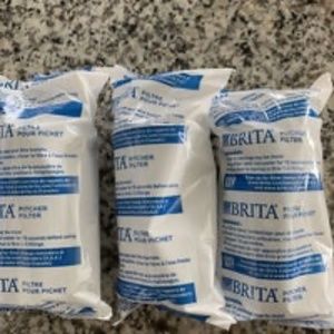 3 Brita Standard Replacement Water Filters for pitchers and dispensers White NEW